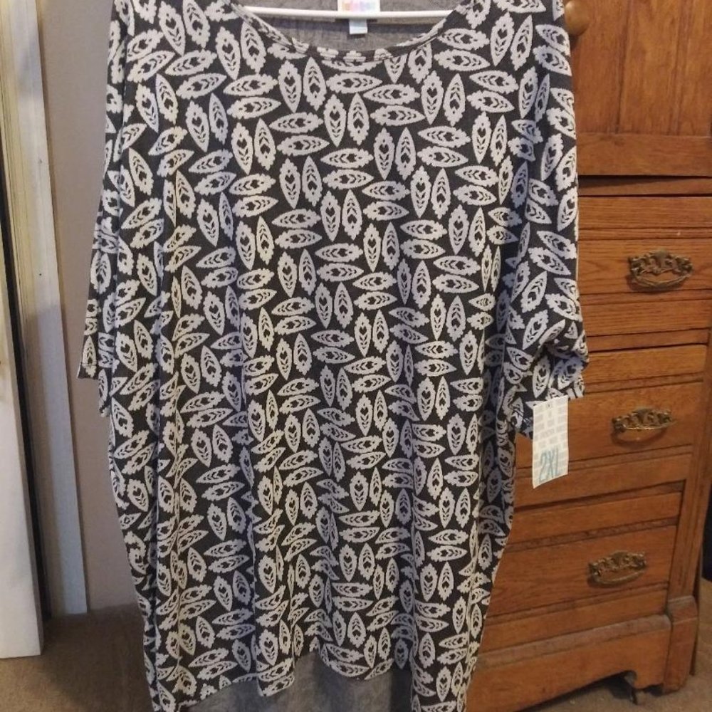 LulaRoe Irma 2XL